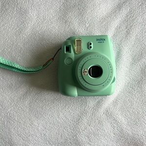 Instax Mini 9 Polaroid Camera